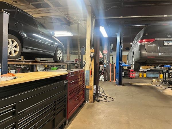Selby Avenue Auto Repair - EV repair in Saint Paul, Minnesota